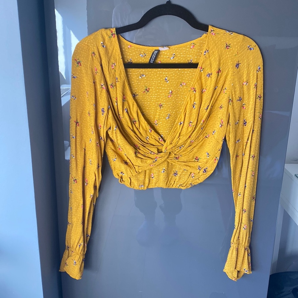 Floral yellow cropped long sleeve top (4) H&M